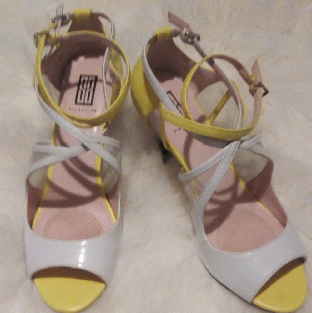 Shoes - Picture 1 of 1